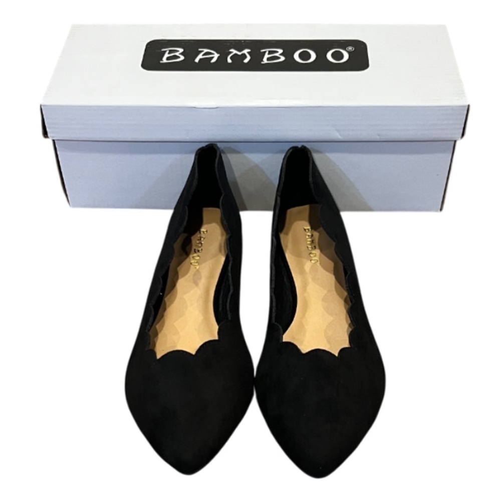 NWT BAMBOO Women's Elegant Black Flats Scalloped Edges Suede-Like Material Sz 8